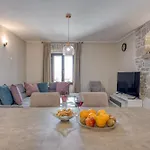 Sima Villa *