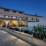 Sima Villa *