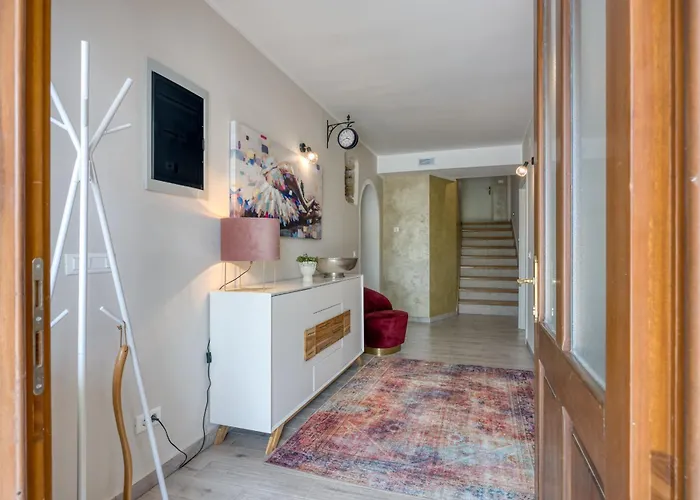 Sima Villa Cere